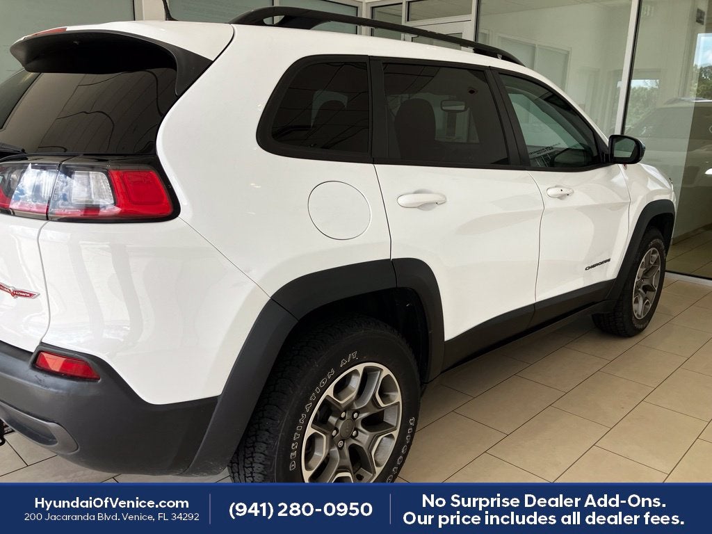 2022 Jeep Cherokee Trailhawk