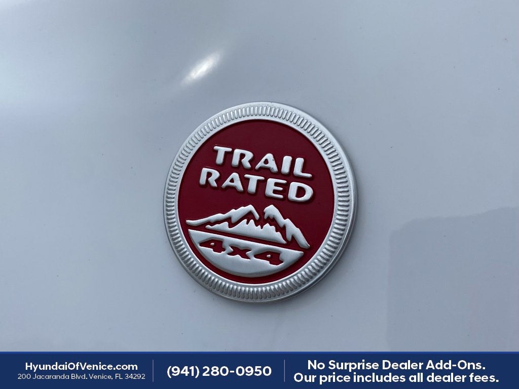 2022 Jeep Cherokee Trailhawk