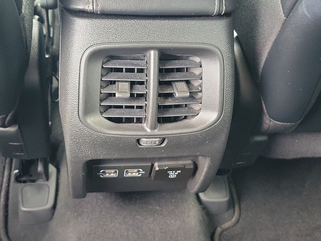 2023 Jeep Cherokee Altitude