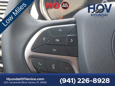 2019 Jeep Grand Cherokee Laredo E