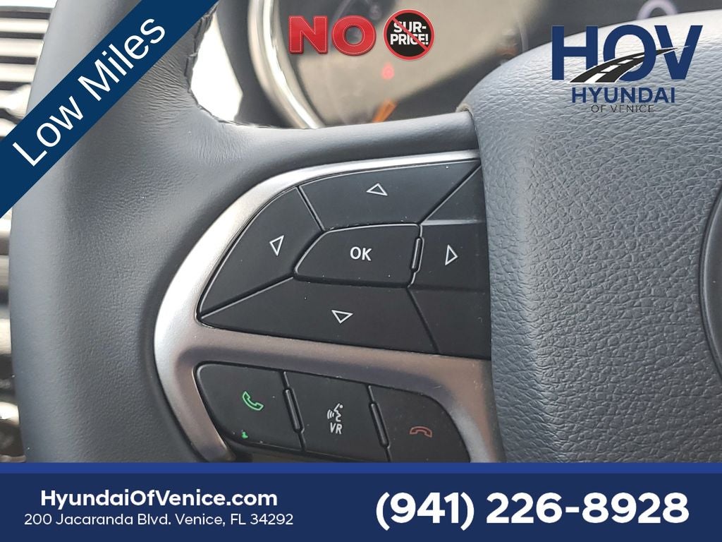 2019 Jeep Grand Cherokee Laredo E