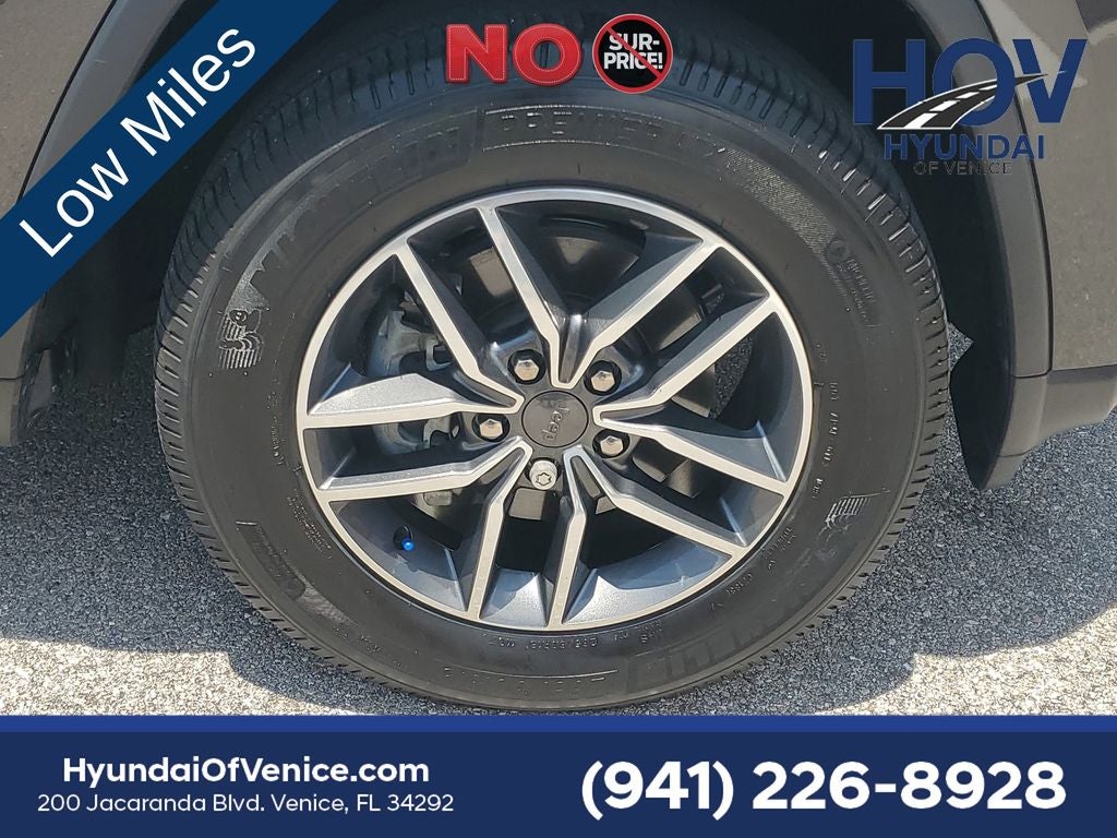 2019 Jeep Grand Cherokee Laredo E