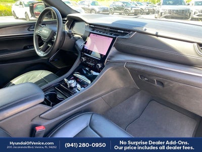 2022 Jeep Grand Cherokee Overland