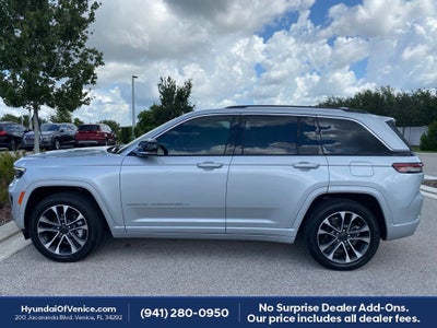 2022 Jeep Grand Cherokee Overland