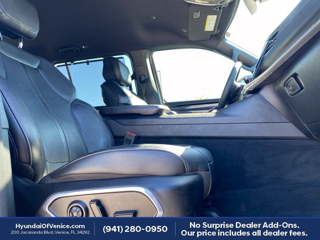 2023 Jeep Wagoneer L Base
