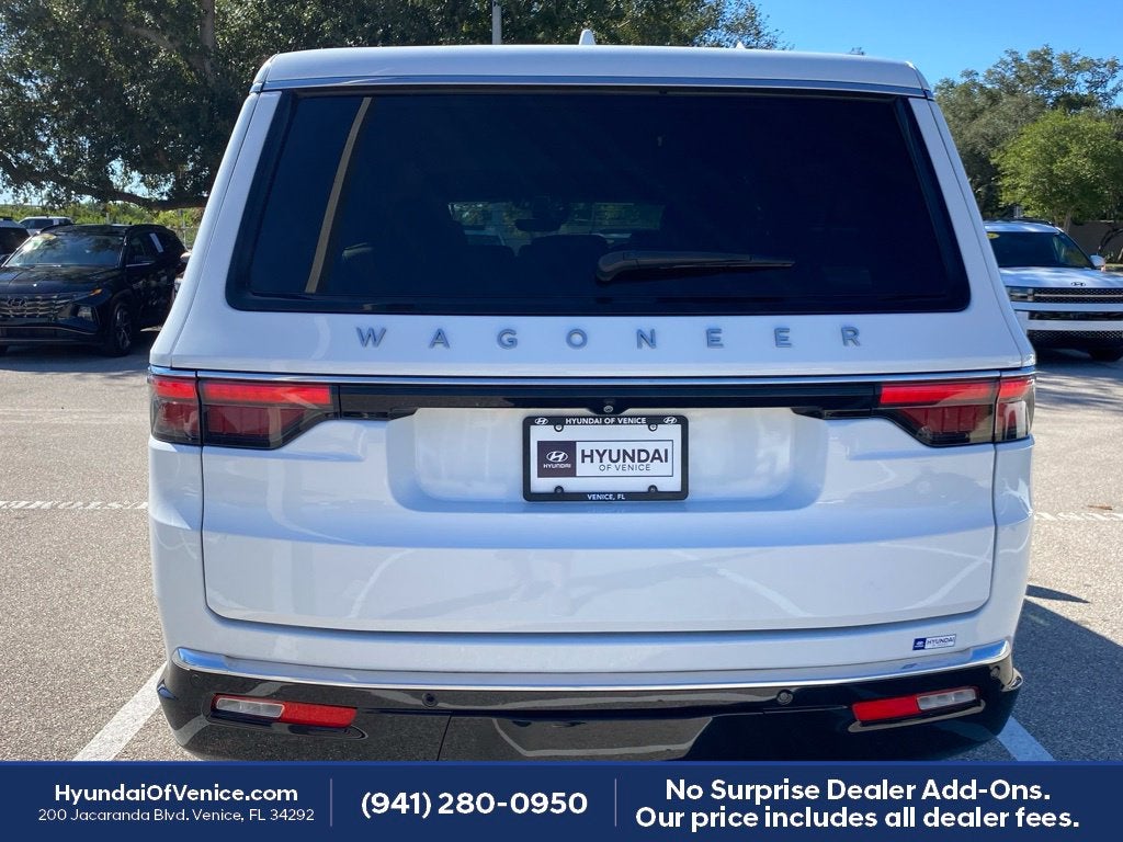 2023 Jeep Wagoneer L Base