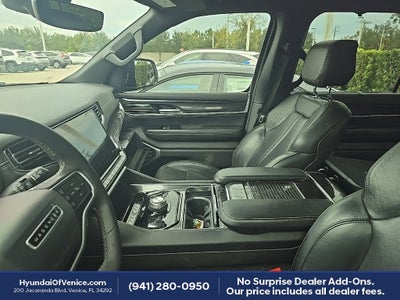 2023 Jeep Wagoneer L Base