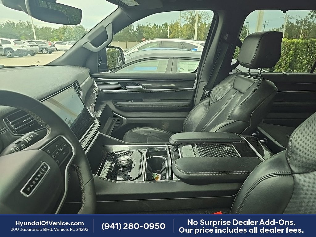 2023 Jeep Wagoneer L Base