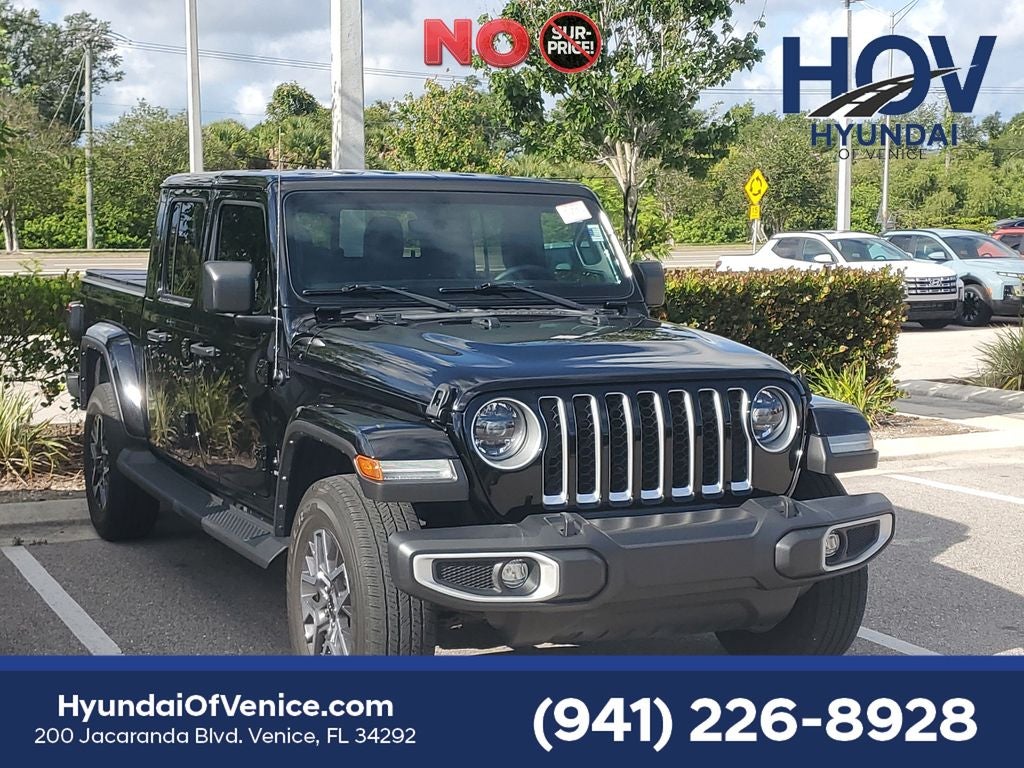 2023 Jeep Gladiator Overland