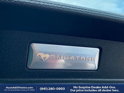 2022 Ford Mustang EcoBoost