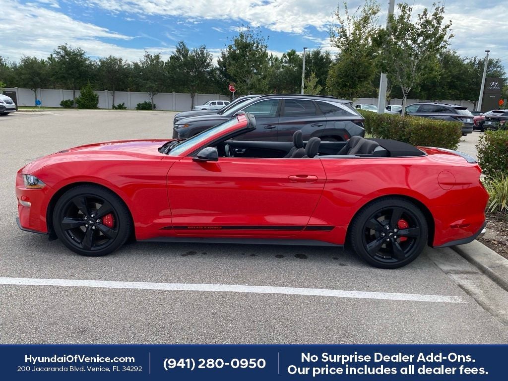 2022 Ford Mustang EcoBoost