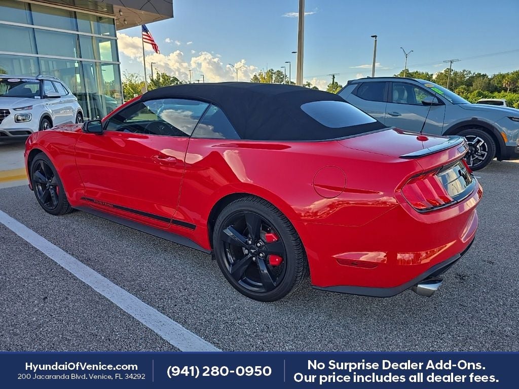 2022 Ford Mustang EcoBoost