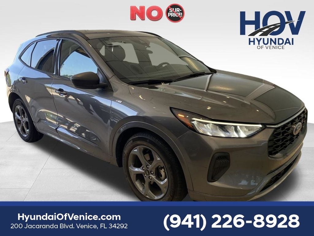 2023 Ford Escape Hybrid ST-Line