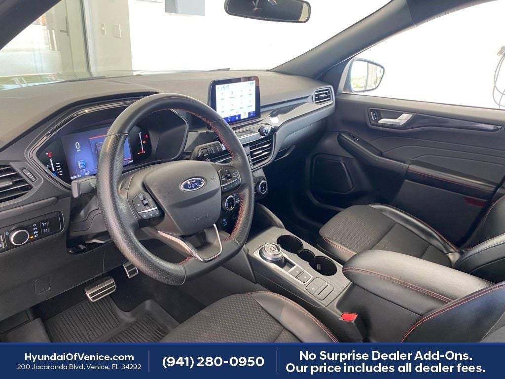 2023 Ford Escape Hybrid ST-Line