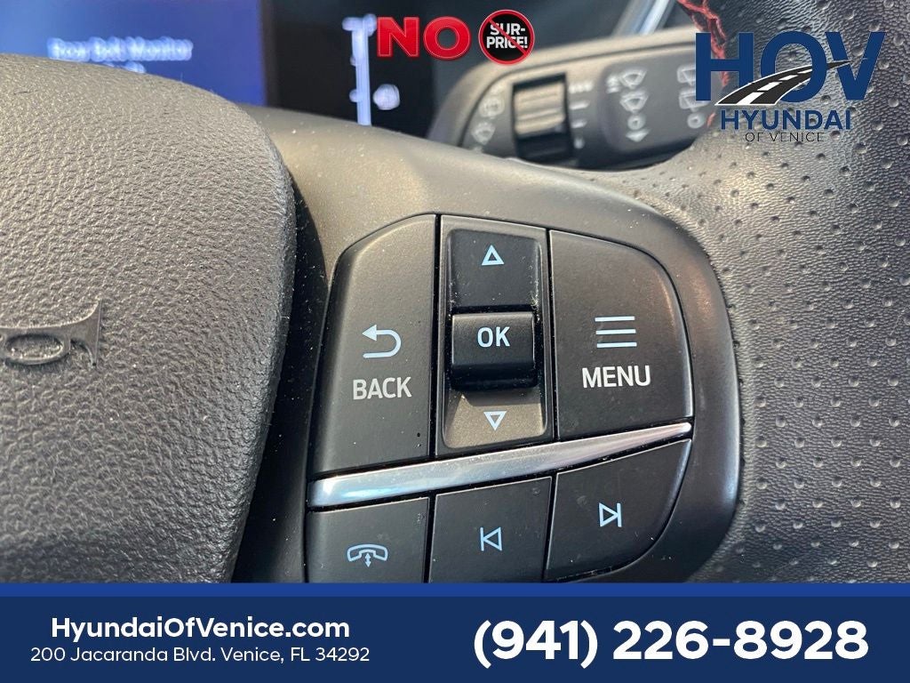 2023 Ford Escape Hybrid ST-Line
