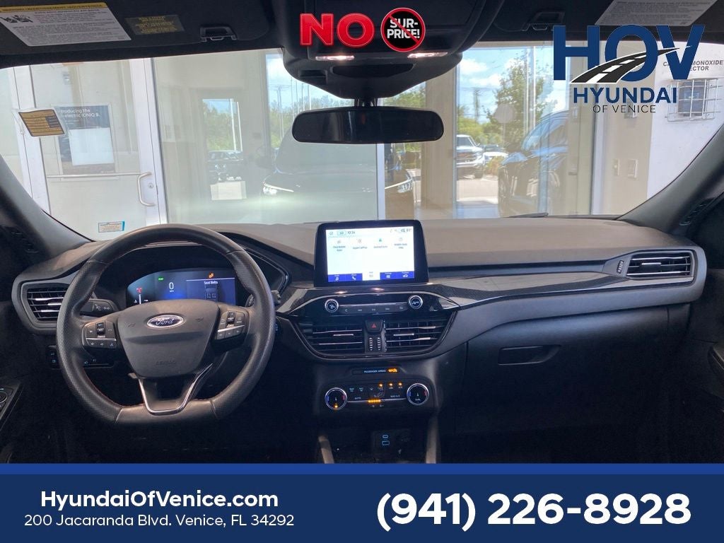 2023 Ford Escape Hybrid ST-Line
