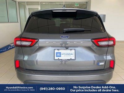 2023 Ford Escape Hybrid ST-Line