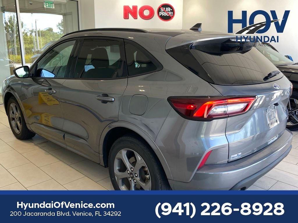 2023 Ford Escape Hybrid ST-Line