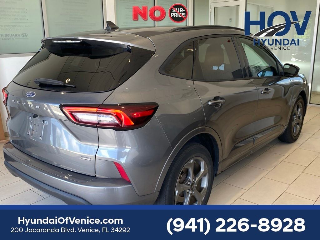 2023 Ford Escape Hybrid ST-Line