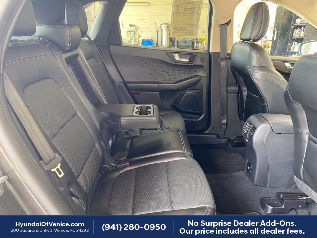 2020 Ford Escape Titanium