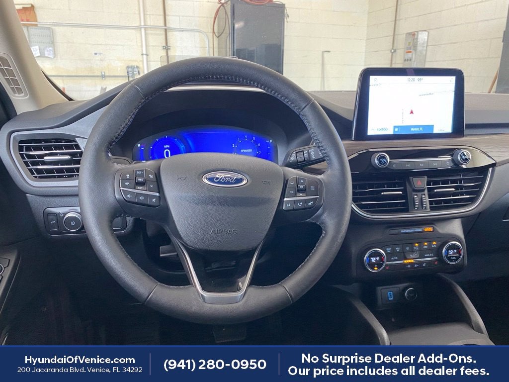 2020 Ford Escape Titanium