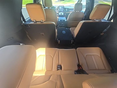 2022 Ford Expedition Platinum