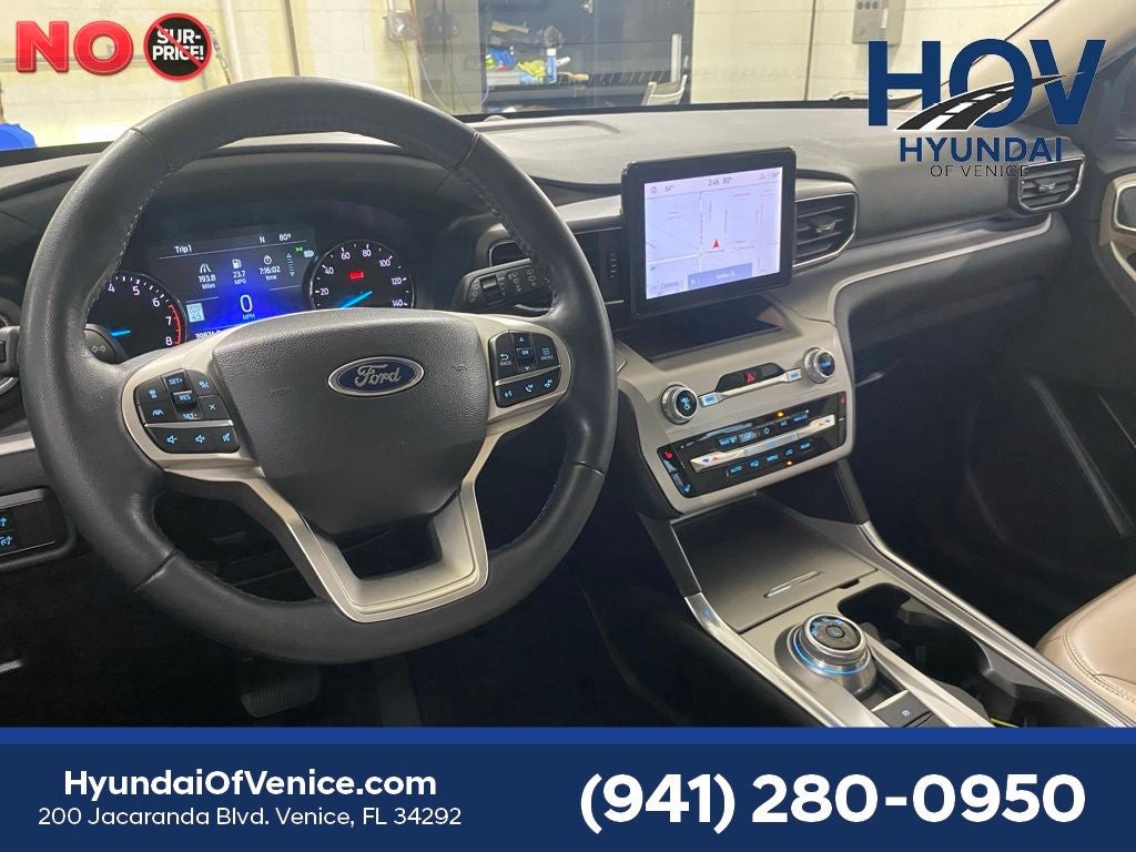 2023 Ford Explorer XLT