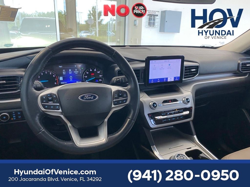 2023 Ford Explorer XLT