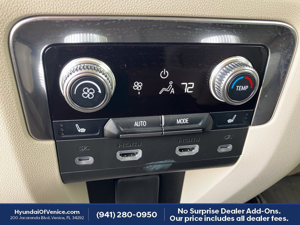 2023 GMC Yukon XL Denali