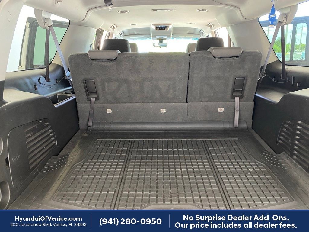 2015 Chevrolet Suburban LS