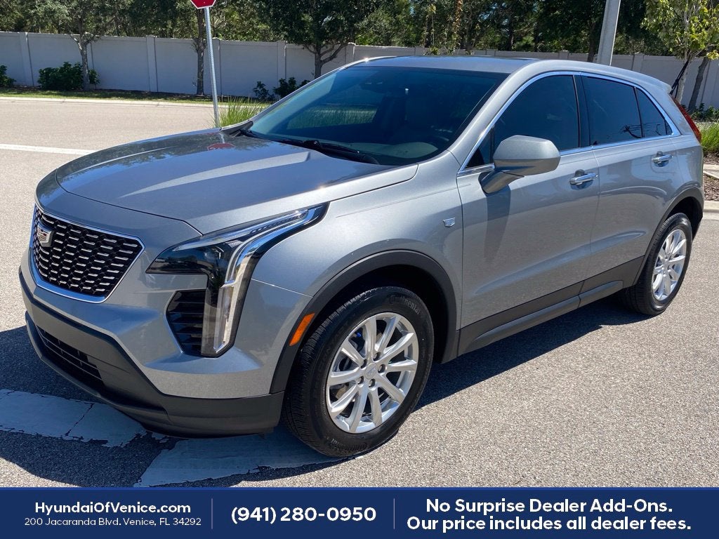 2023 Cadillac XT4 Luxury