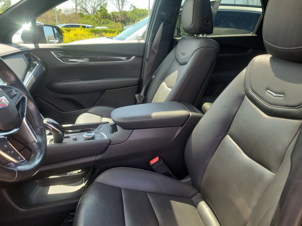 2020 Cadillac XT5 Premium Luxury