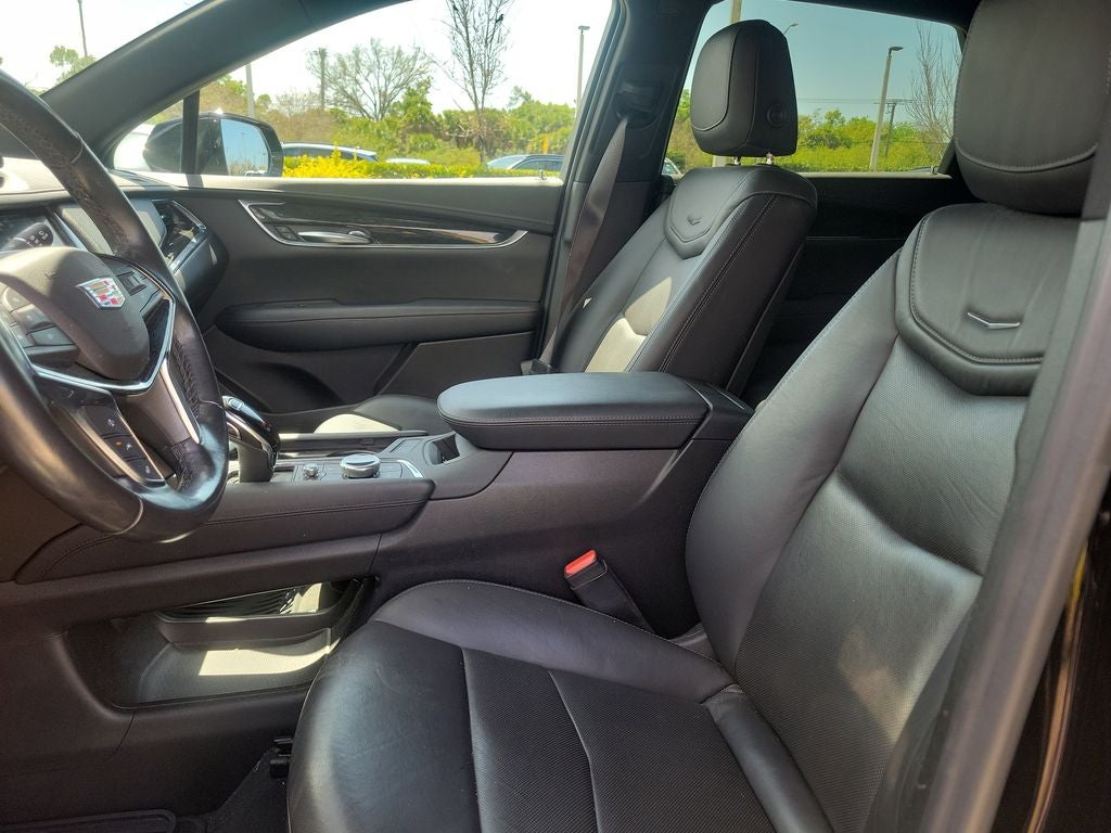 2020 Cadillac XT5 Premium Luxury