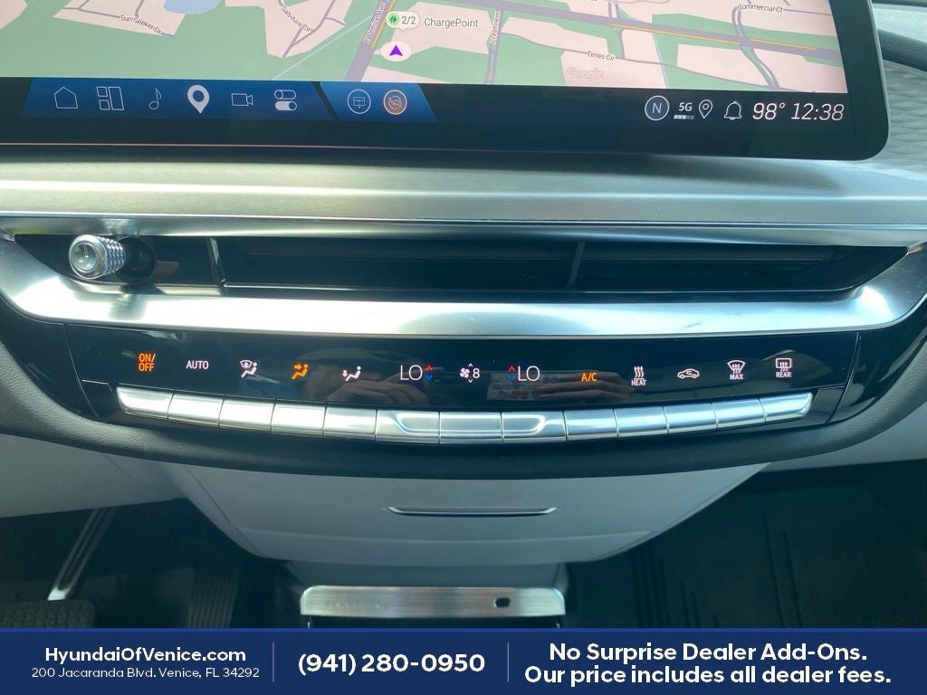 2025 Cadillac LYRIQ Sport