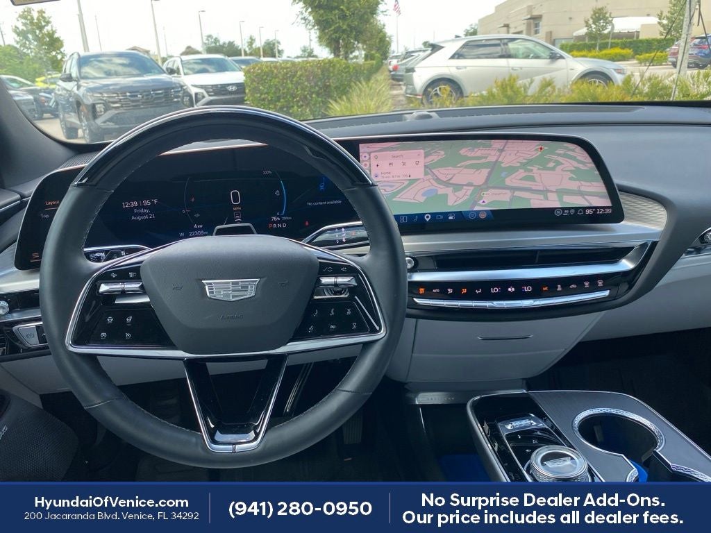 2025 Cadillac LYRIQ Sport