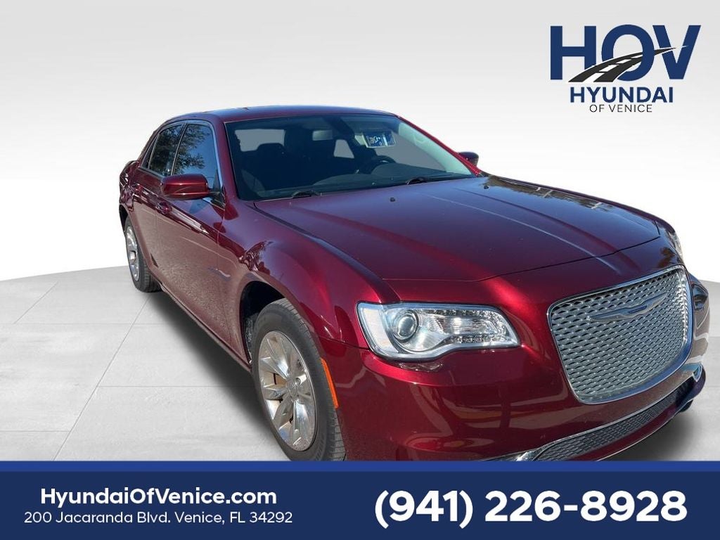 2022 Chrysler 300 Touring