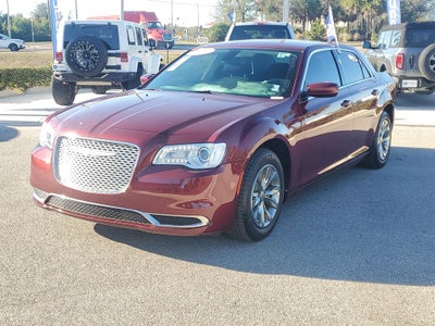 2022 Chrysler 300 Touring