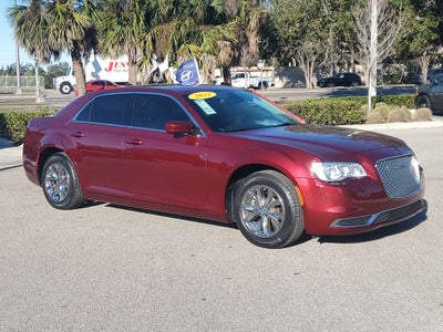 2022 Chrysler 300 Touring