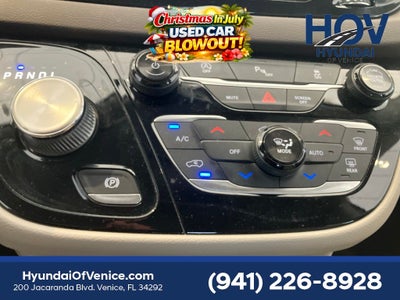 2019 Chrysler Pacifica Touring L