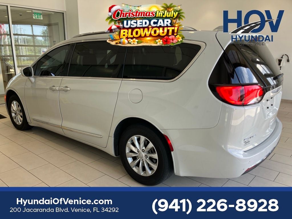 2019 Chrysler Pacifica Touring L