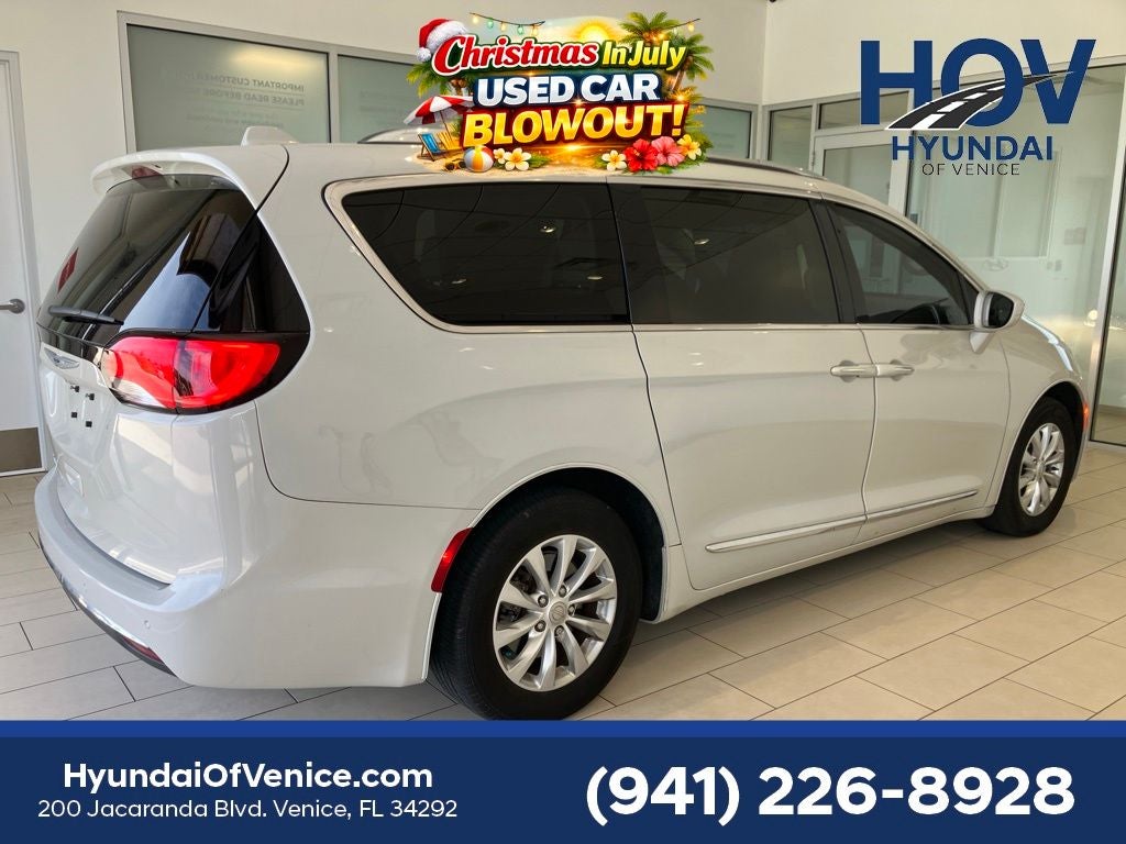 2019 Chrysler Pacifica Touring L