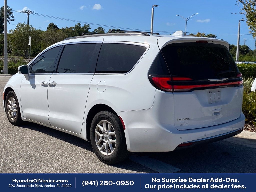 2022 Chrysler Pacifica Touring L