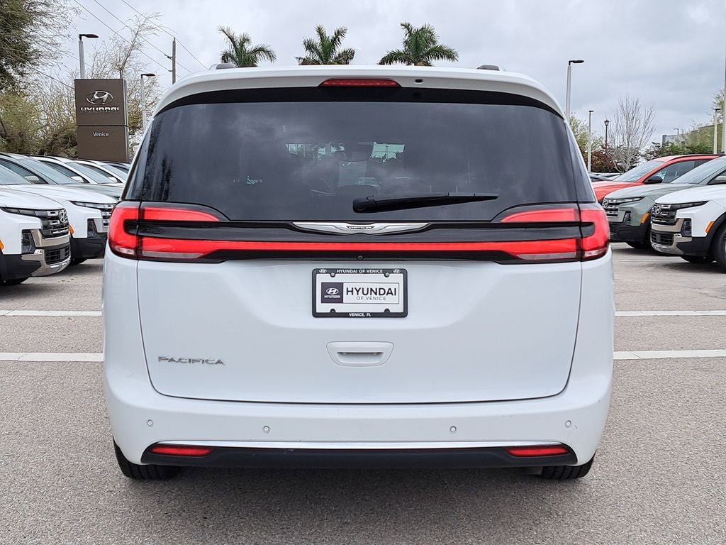 2021 Chrysler Pacifica Touring L