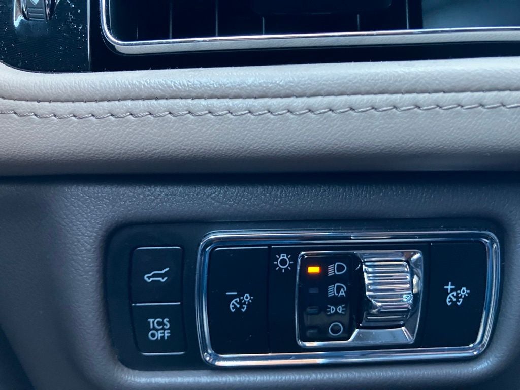 2023 Lincoln Nautilus Standard