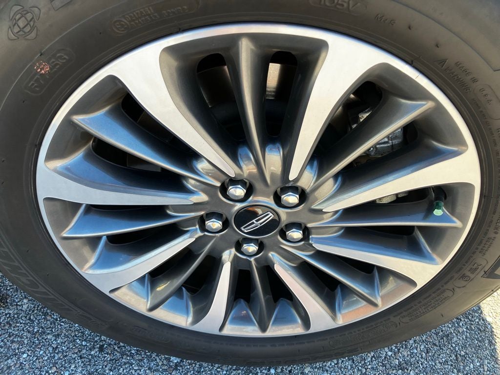 2023 Lincoln Nautilus Standard