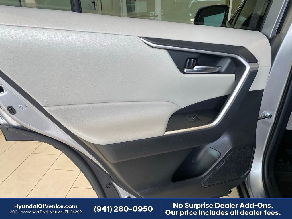2021 Toyota RAV4 XLE Premium