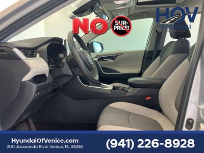 2024 Toyota RAV4 XLE