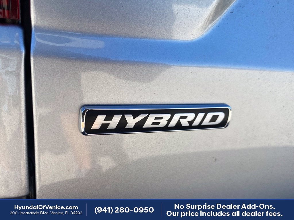 2023 Ford Maverick Lariat