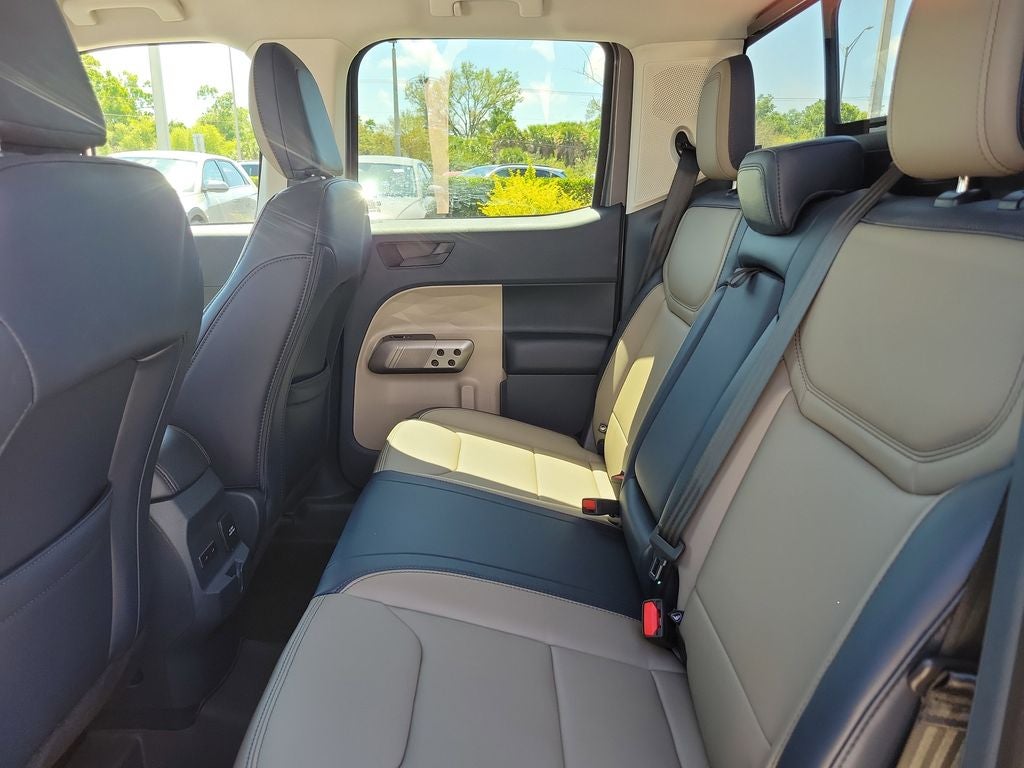 2025 Ford Maverick Lariat