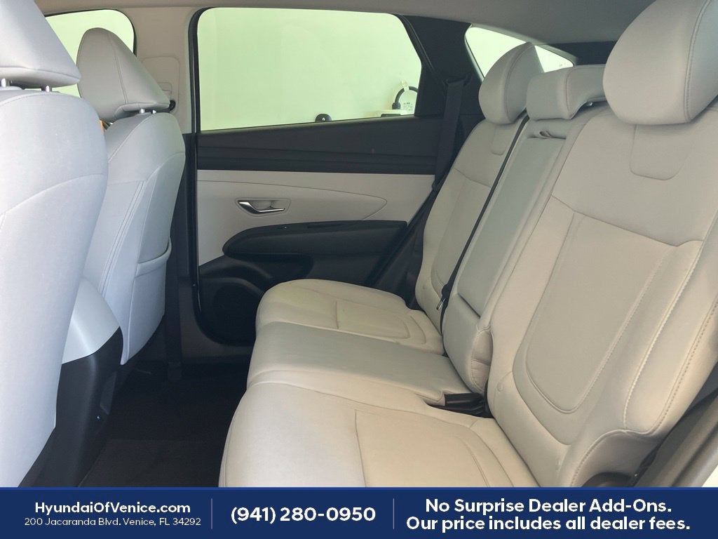 2025 Hyundai TUCSON SE